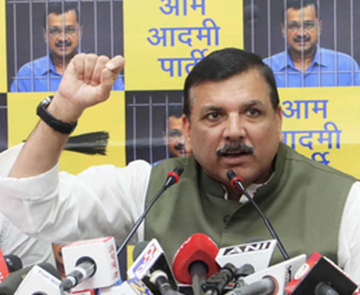 आप का आरोप, जेल से केजरीवाल नहीं भेज पा रहे हैं संदेश